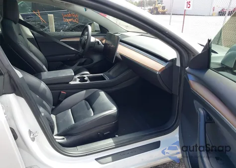 2022 Tesla Model 3 Rear-Wheel Drive из США, поврежденный, VIN 5YJ3E1EA9NF168086